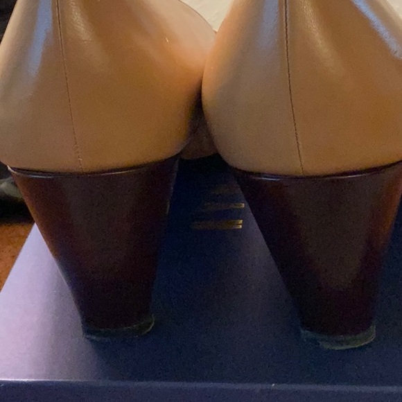 Stuart Weitzman Camel Kid Pumps - Picture 6 of 10